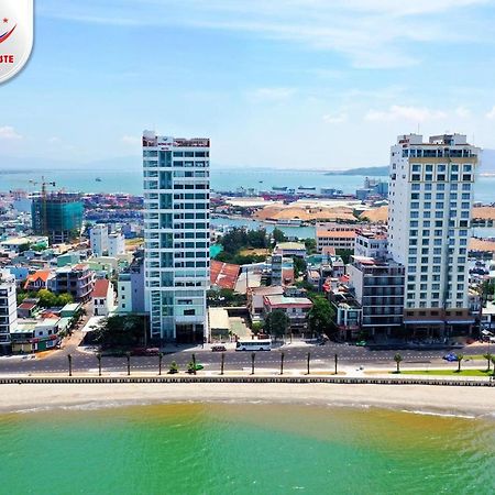Vietnam Taste Hotel Quy Nhon - Beachfront Екстер'єр фото
