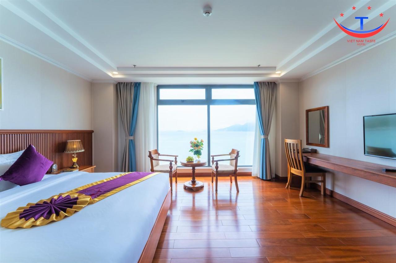 Vietnam Taste Hotel Quy Nhon - Beachfront Екстер'єр фото