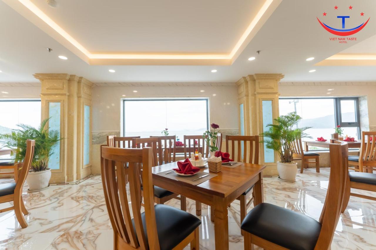 Vietnam Taste Hotel Quy Nhon - Beachfront Екстер'єр фото