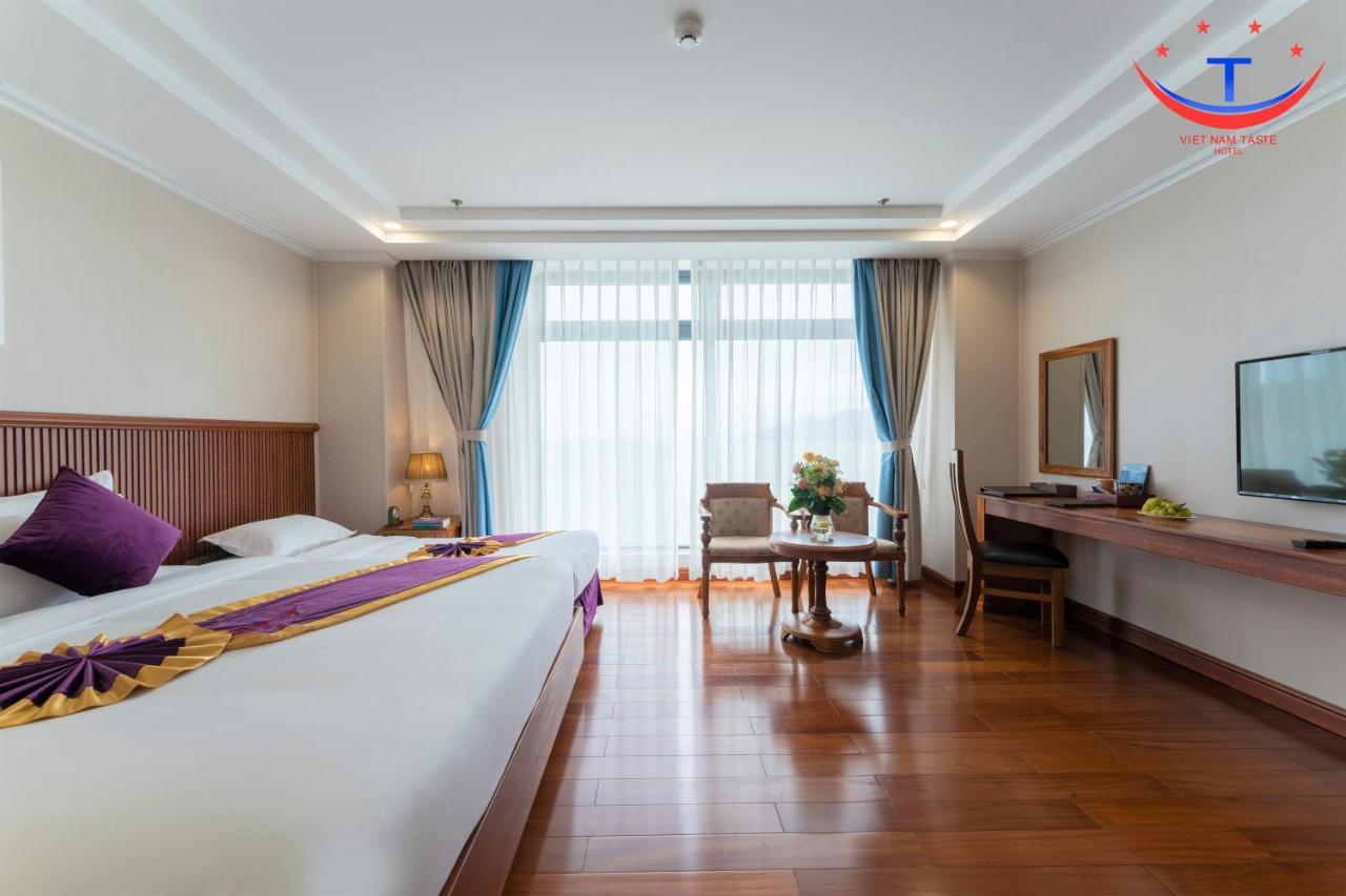 Vietnam Taste Hotel Quy Nhon - Beachfront Екстер'єр фото