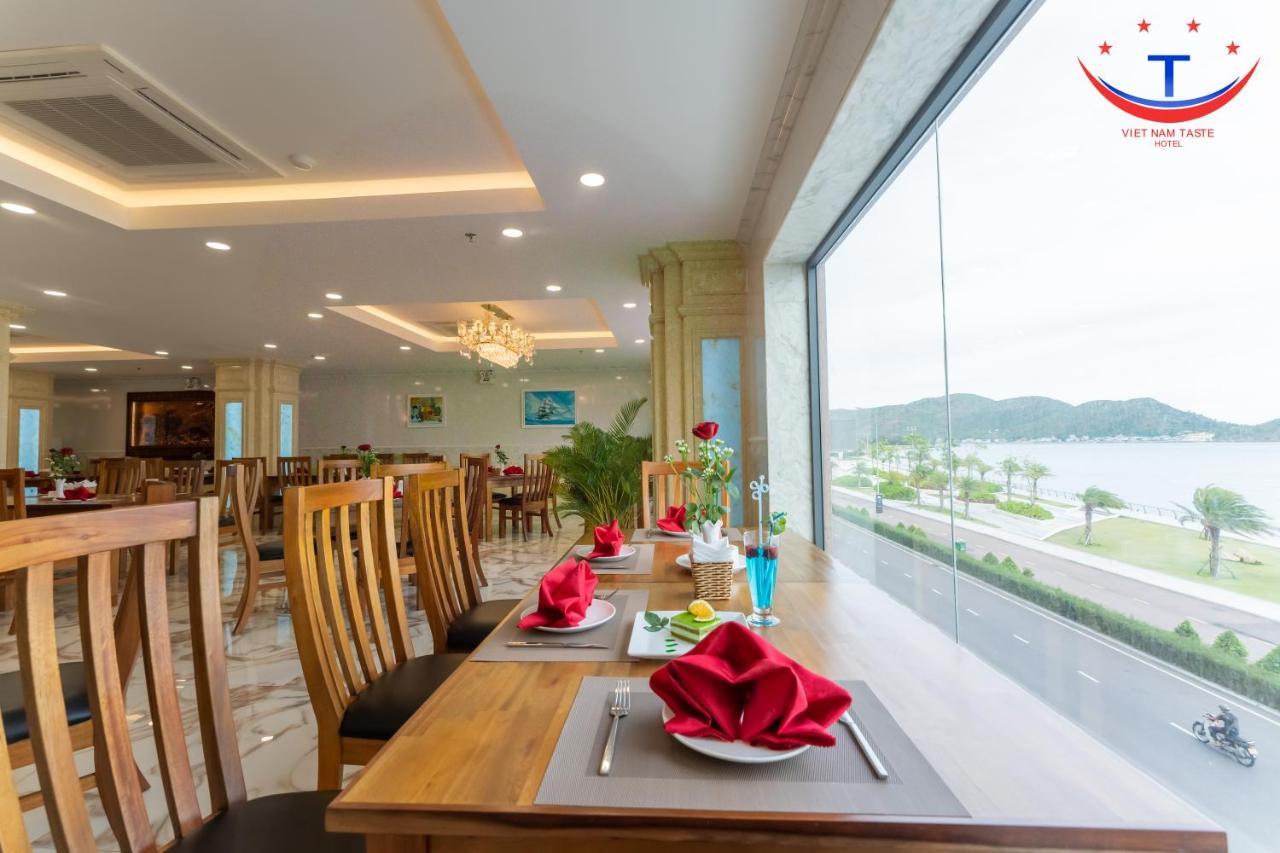 Vietnam Taste Hotel Quy Nhon - Beachfront Екстер'єр фото